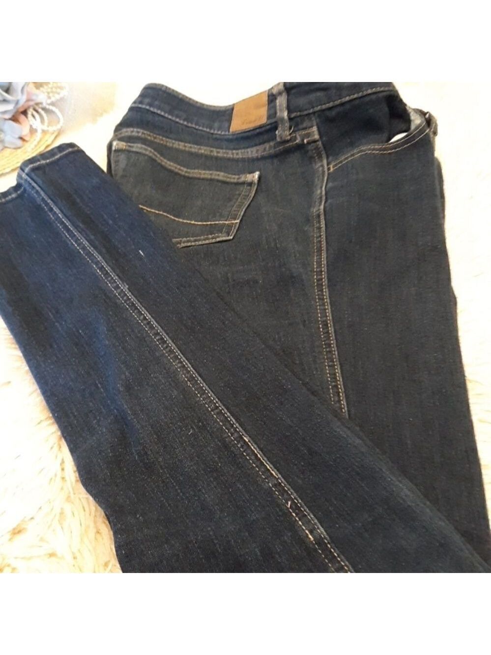 Forever 21  Stretch Blue Jeans